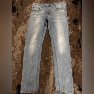 A light washed American Eagle Jeans